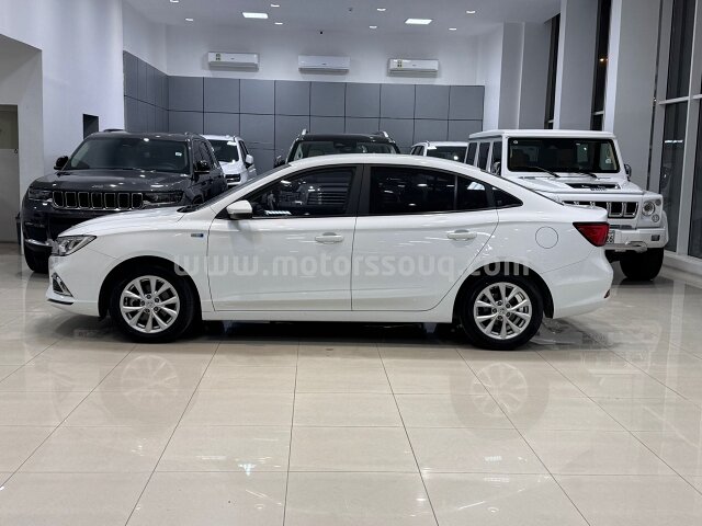 2025 MG 5