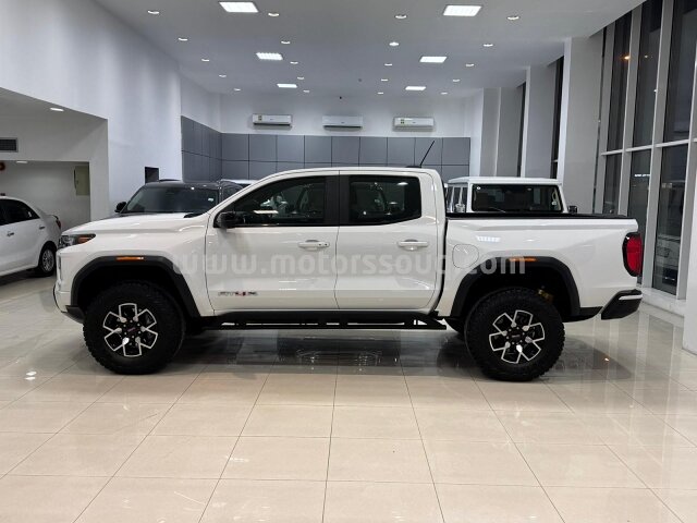 2024 GMC Canyon