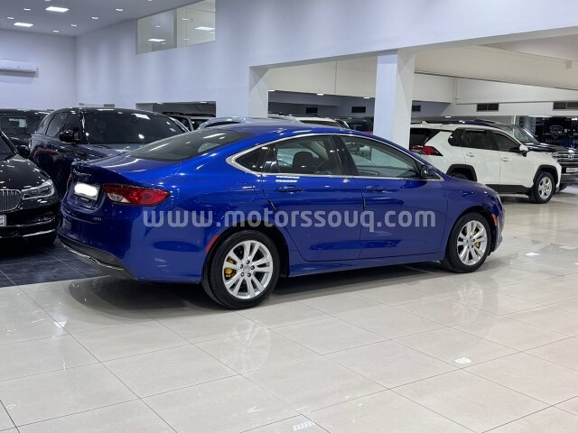 2017 كرايسلر 300