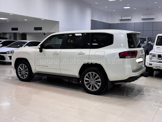2023 Toyota Land Cruiser