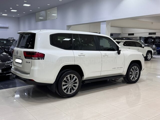 2023 Toyota Land Cruiser