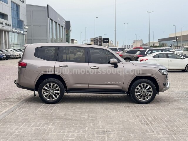 2024 Toyota Land Cruiser