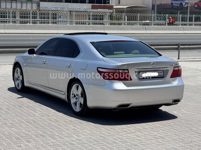2007 لكزس إل إس