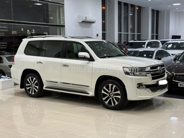 2019 Toyota Land Cruiser