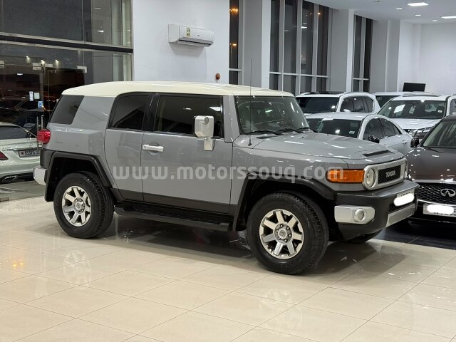 2020 Toyota FJ