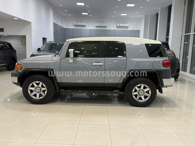 2020 تويوتا إف جيه