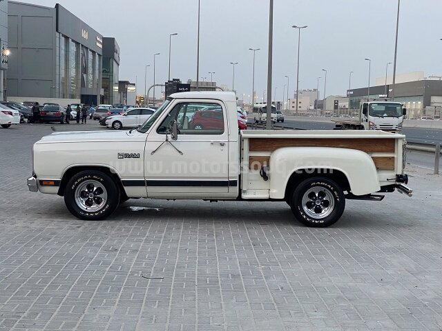1985 دودج رام 1500