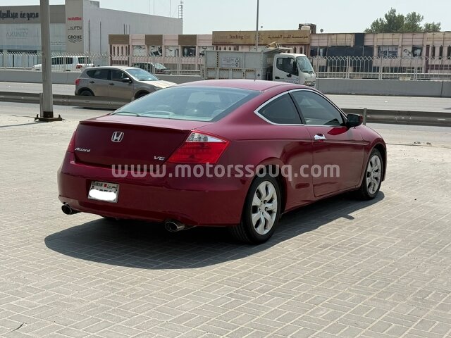 2010 هوندا أكورد