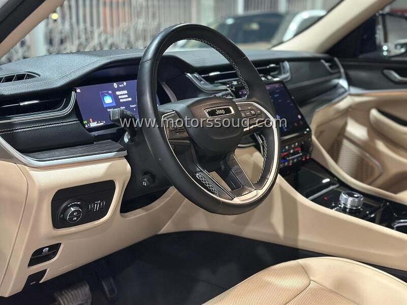 2022 Jeep Grand Cherokee