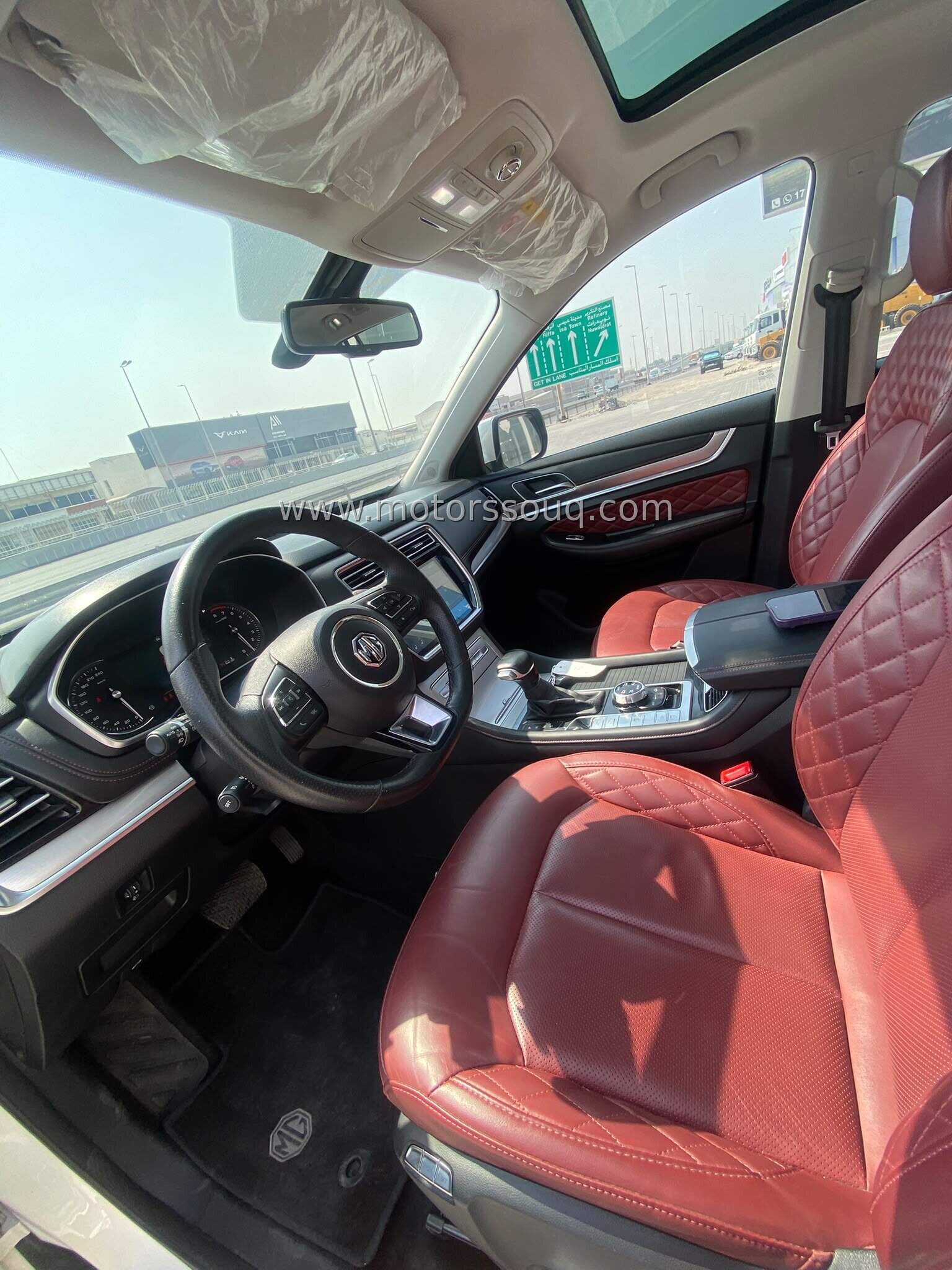 2021 MG RX8