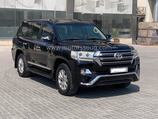 2018 Toyota Land Cruiser
