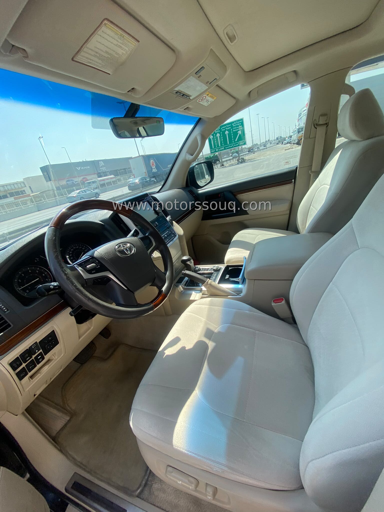 2018 Toyota Land Cruiser
