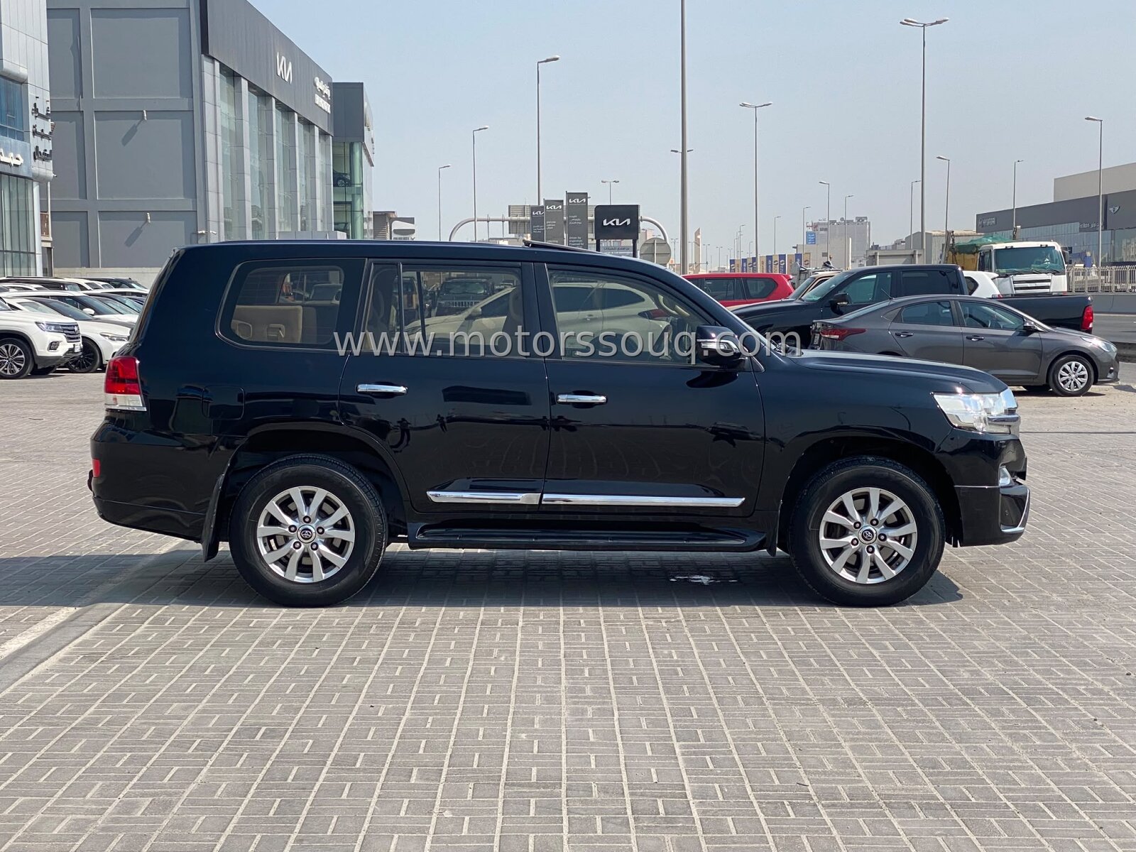2018 Toyota Land Cruiser