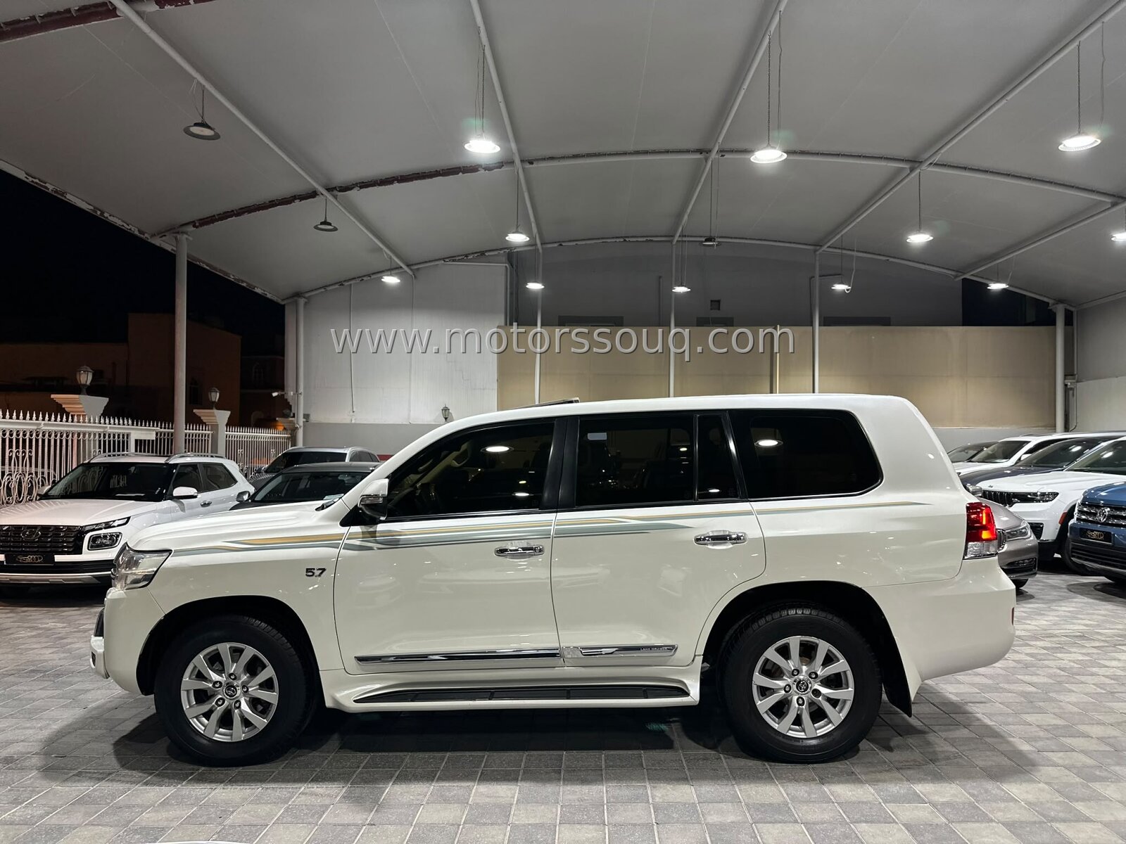 2018 Toyota Land Cruiser