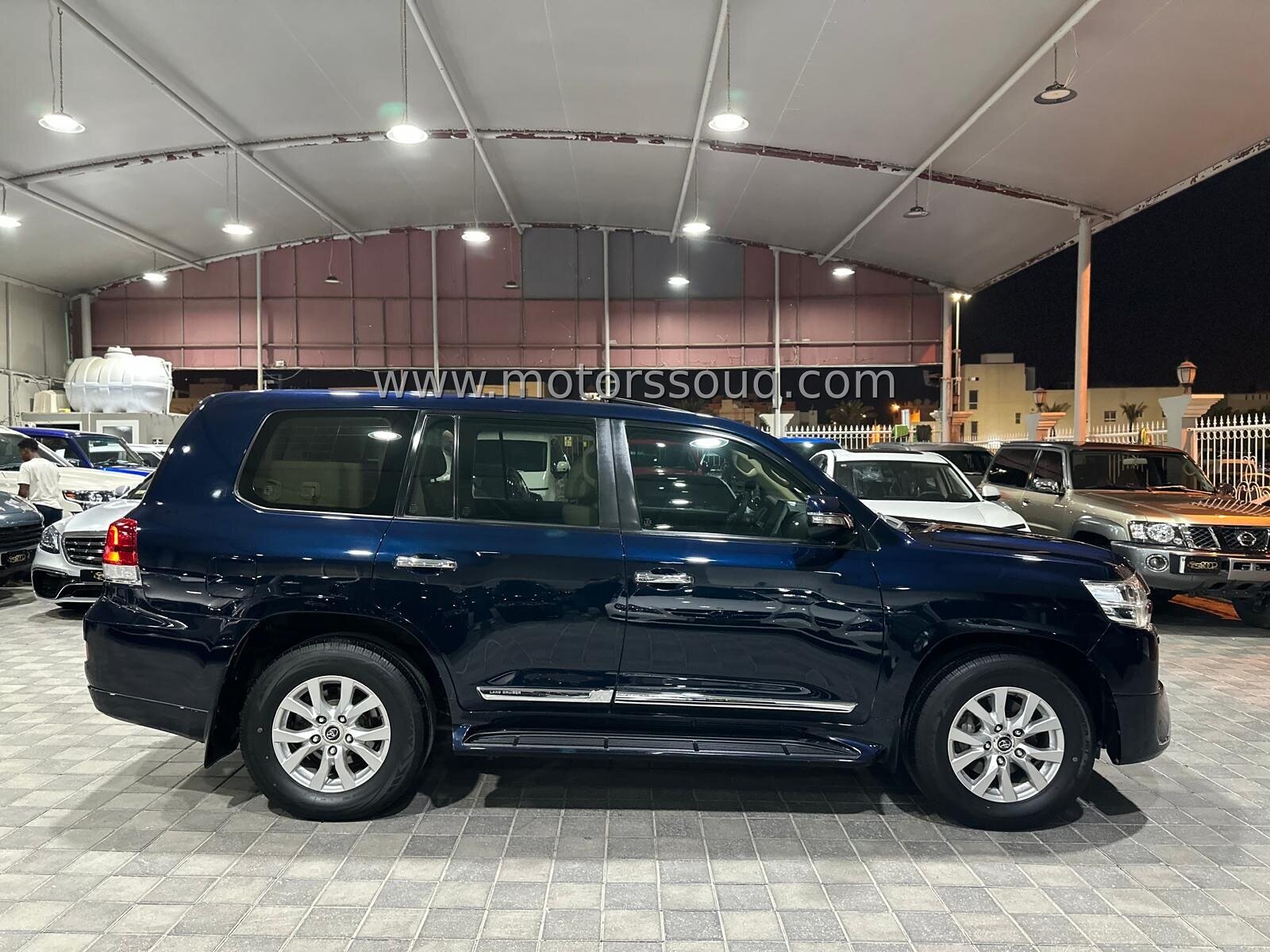 2017 Toyota Land Cruiser