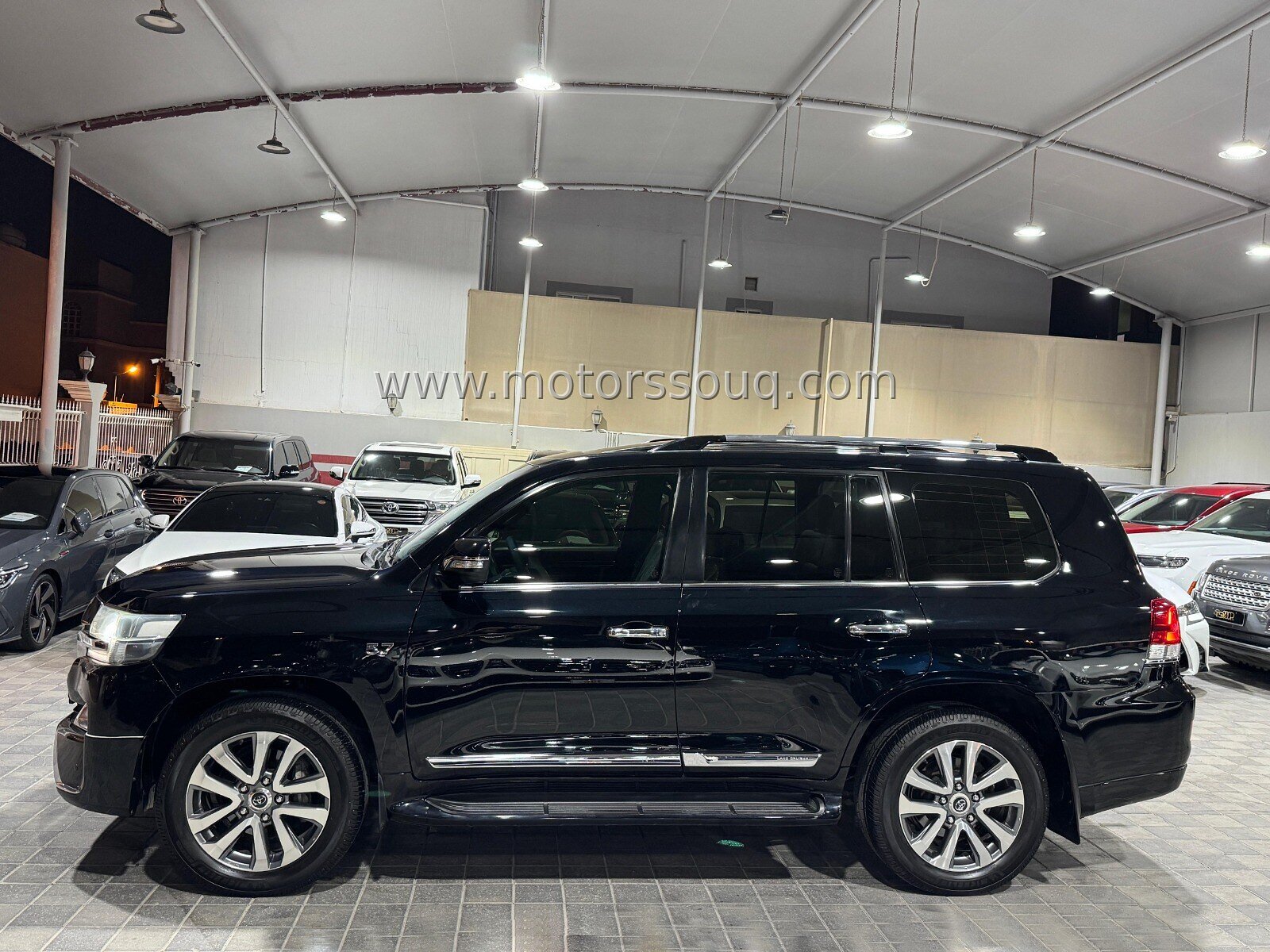 2017 Toyota Land Cruiser