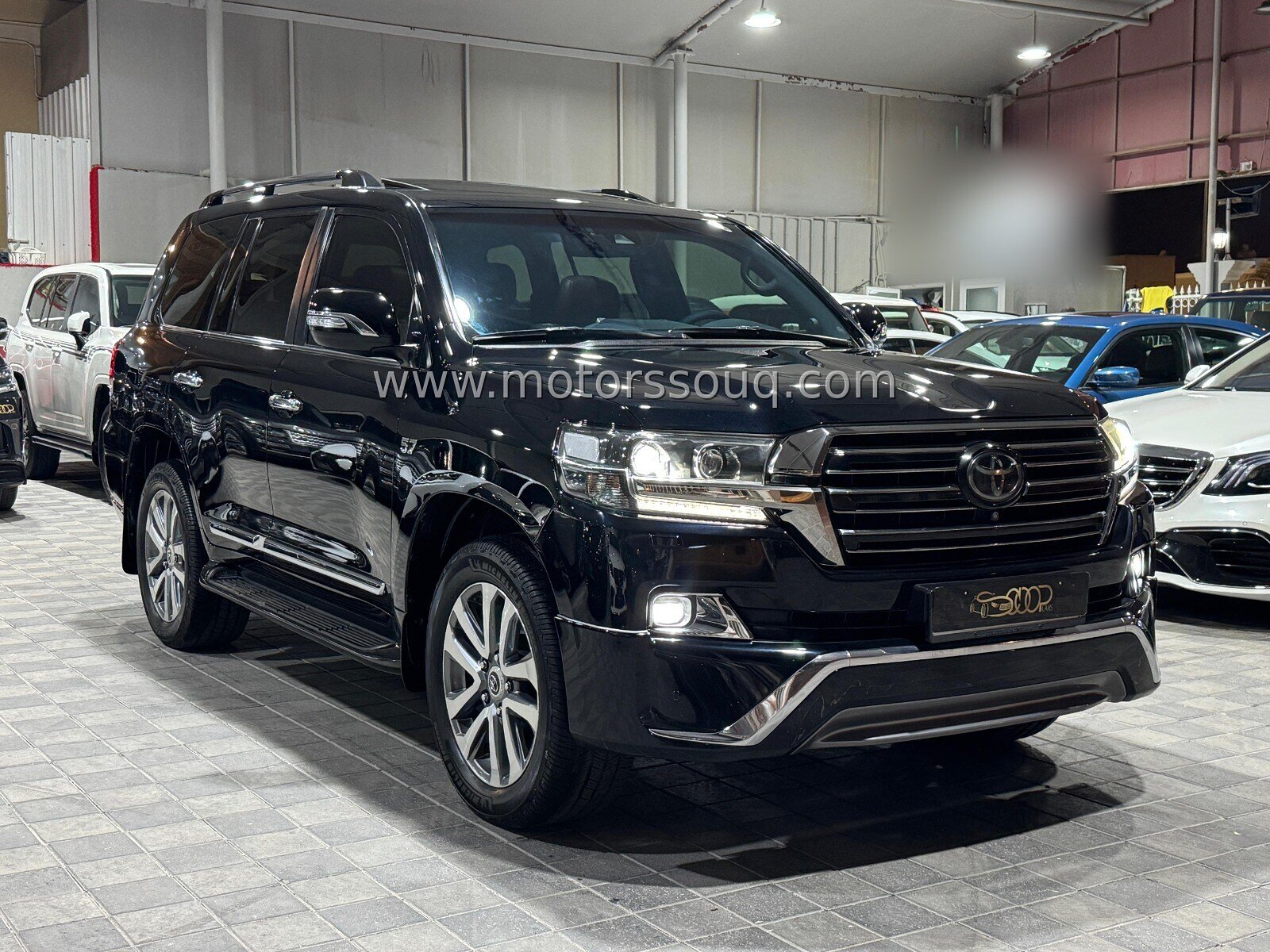 2017 Toyota Land Cruiser