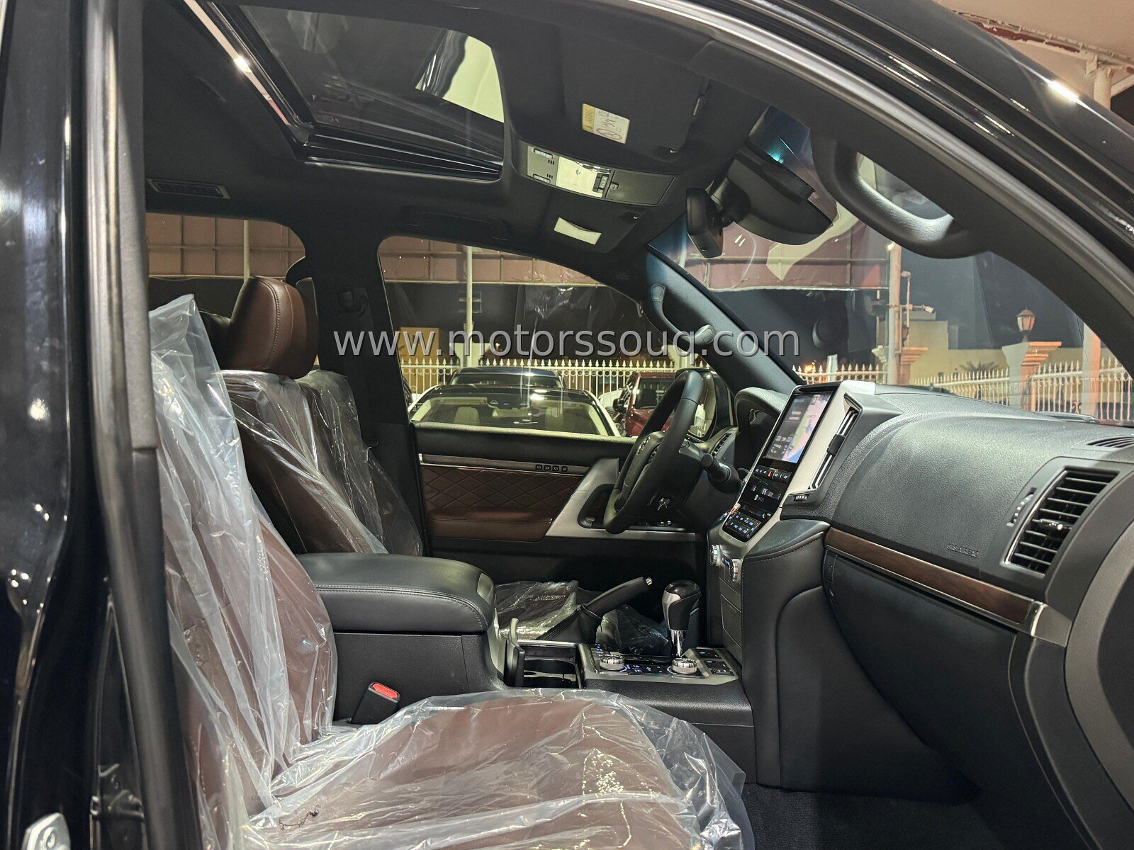 2017 Toyota Land Cruiser