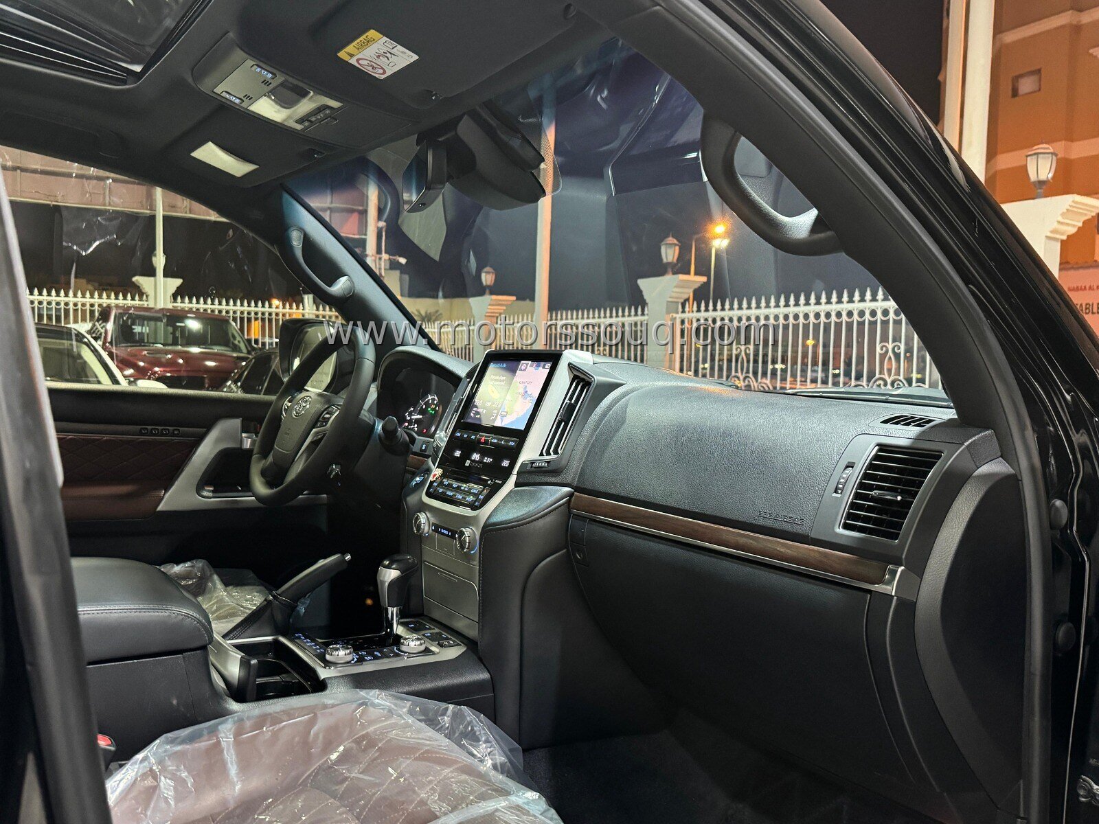2017 Toyota Land Cruiser