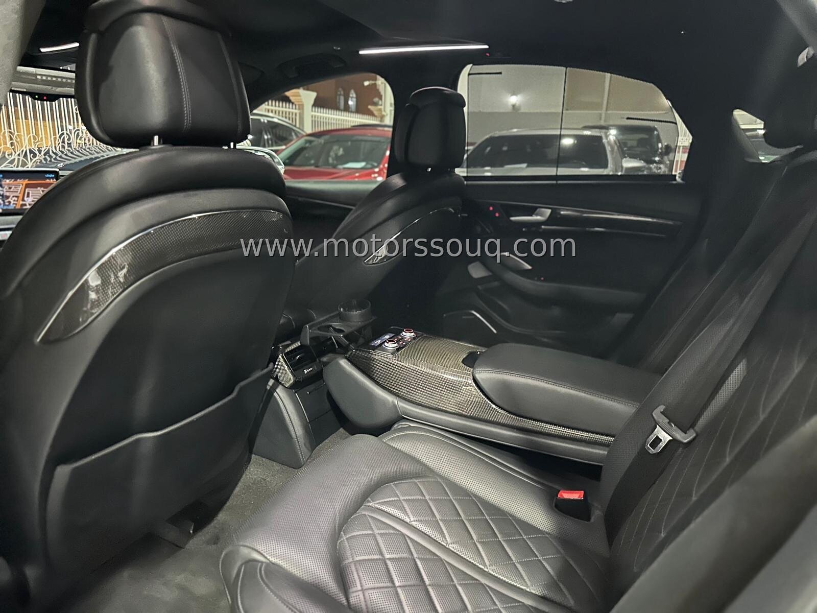 2015 Audi S8