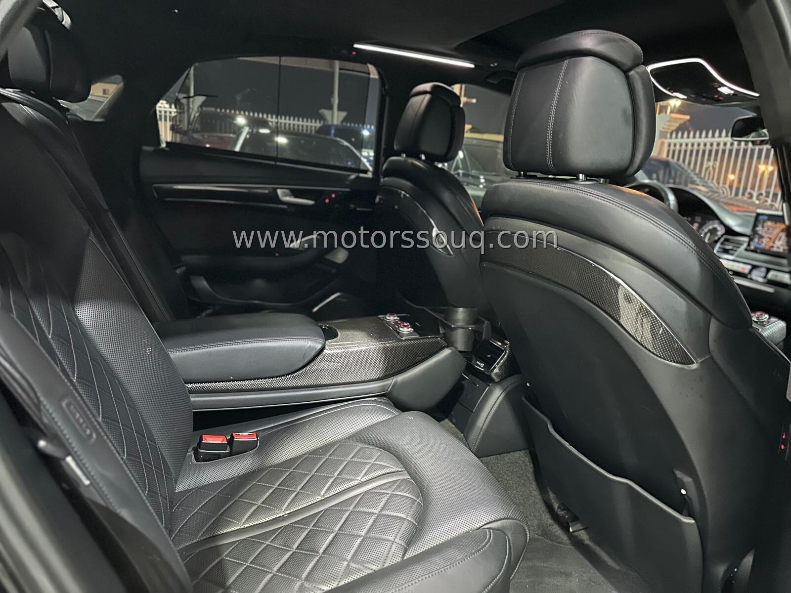 2015 Audi S8