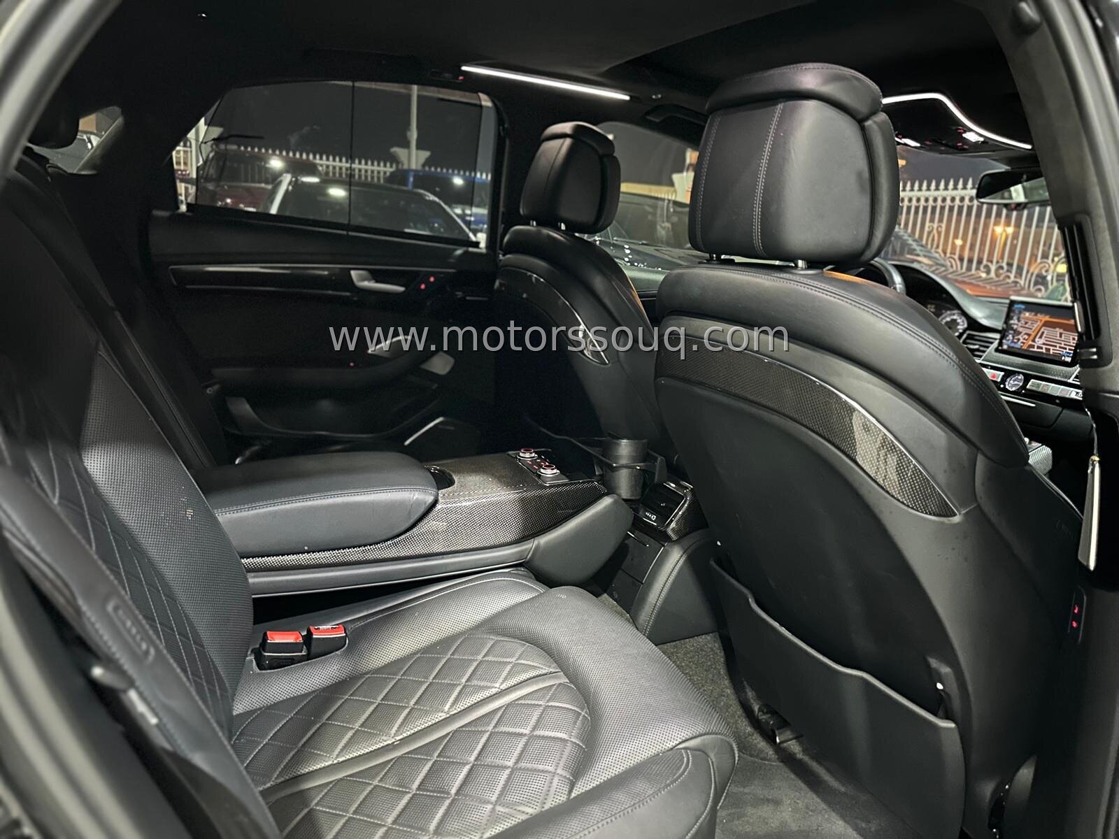 2015 Audi S8