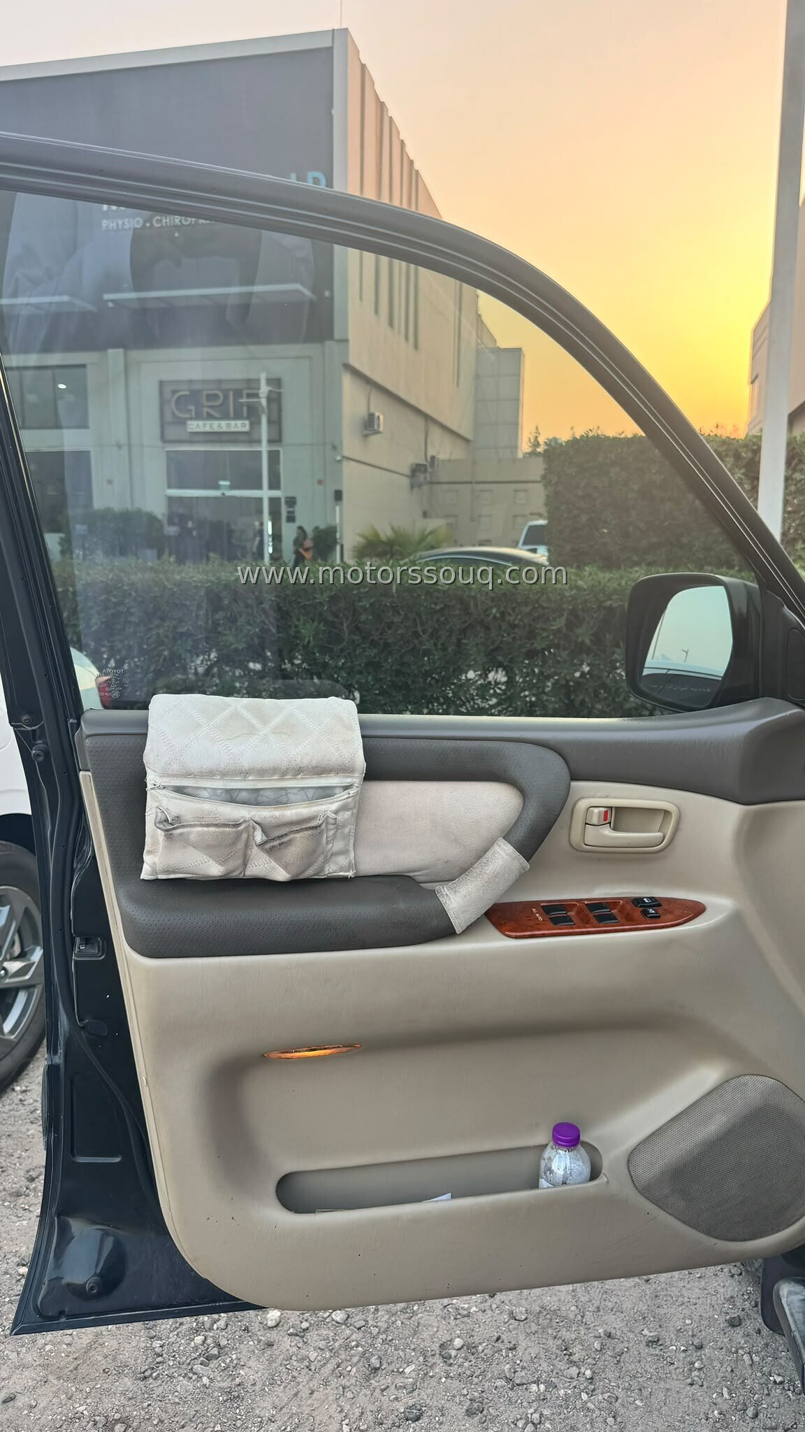 2004 Toyota Land Cruiser