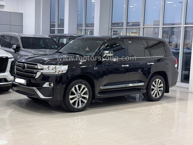 2016 Toyota Land Cruiser