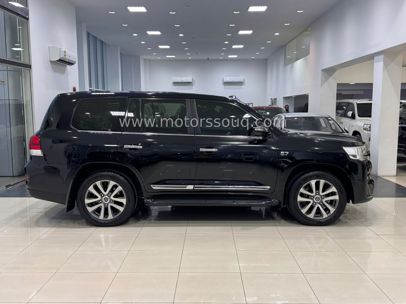 2016 Toyota Land Cruiser