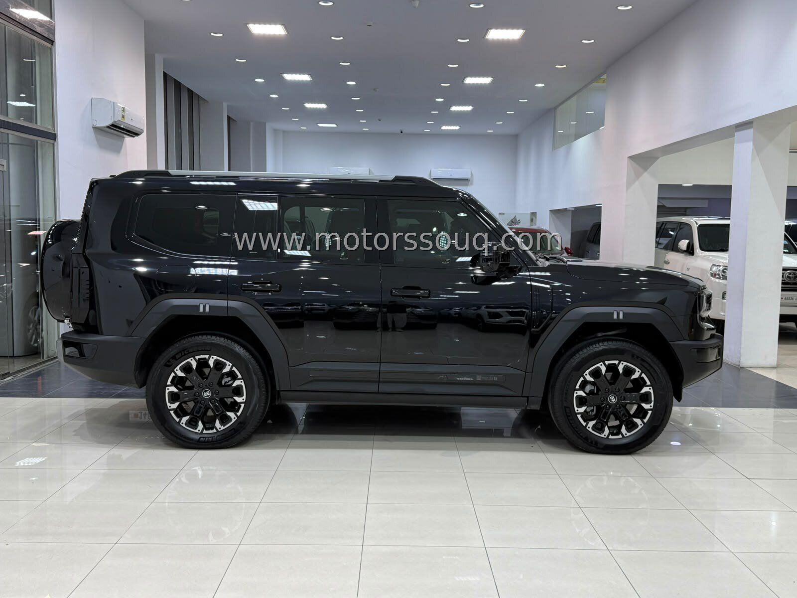 2027 Jetour G700