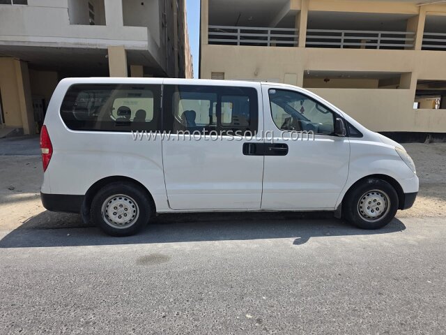 2013 Hyundai H-1