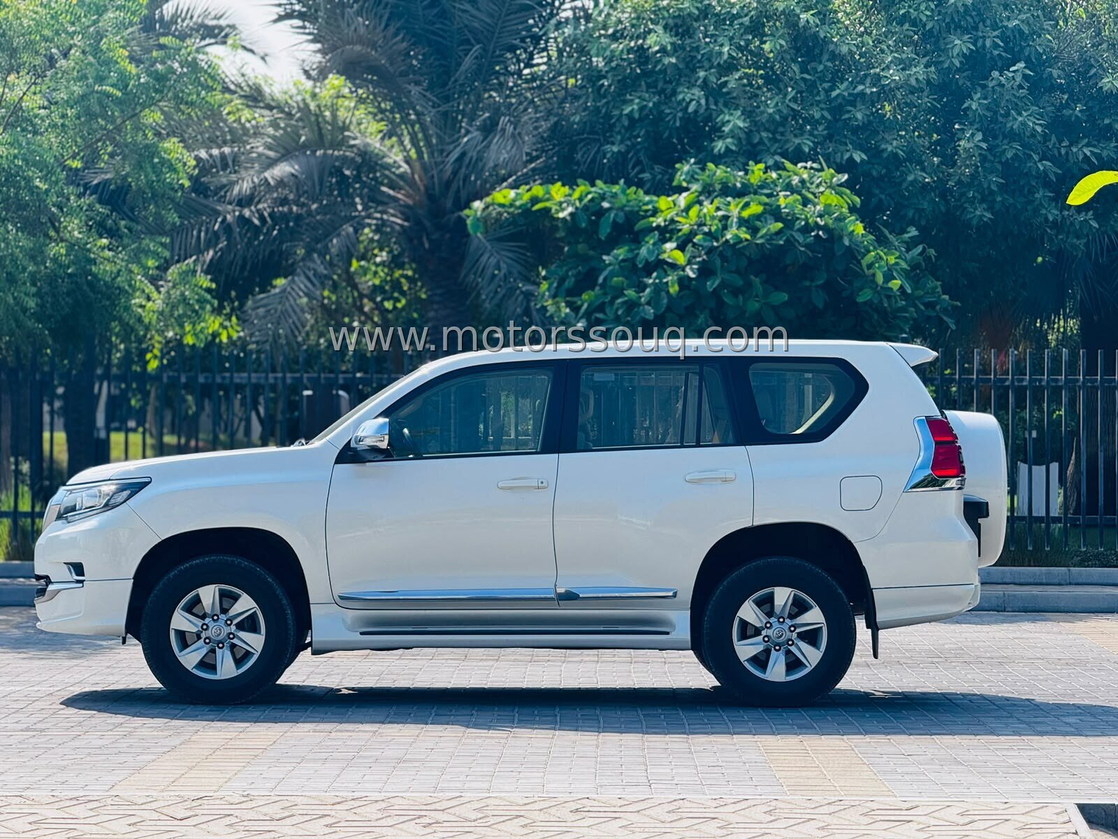 2022 Toyota Prado